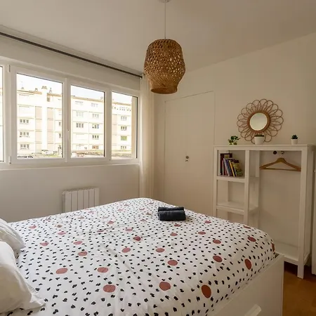 Superbe Appart Lumineux Avec Balcon Plein Centre דירה